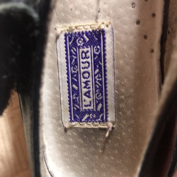 Girls Lamour Classic Black dress Shoes - Picture 7 of 11